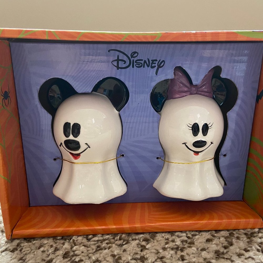 Disney Mickey & Minnie Halloween Ghosts Salt and Pepper Shakers